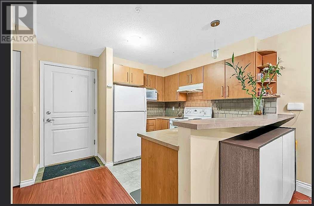 207 7330 Salisbury Avenue, Burnaby, British Columbia  V5E 4N8 - Photo 6 - R2957263