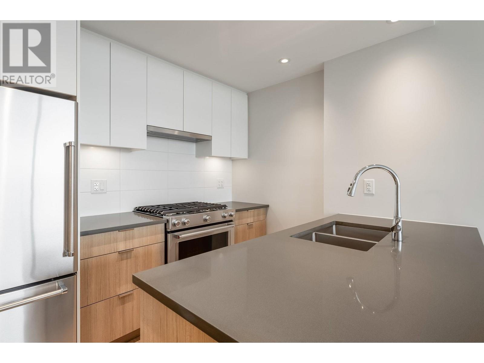 1502 3430 E Kent Avenue South, Vancouver, British Columbia  V5S 0G7 - Photo 4 - R2958031