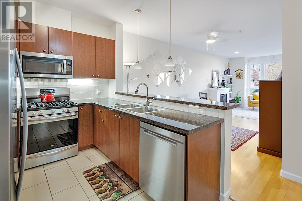 311 14 E Royal Avenue, New Westminster, British Columbia V3L 5W5 - Photo 13 - R2958446