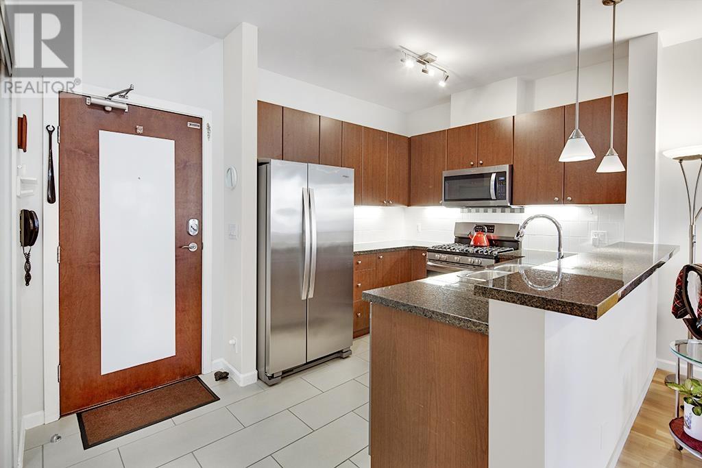 311 14 E Royal Avenue, New Westminster, British Columbia V3L 5W5 - Photo 15 - R2958446