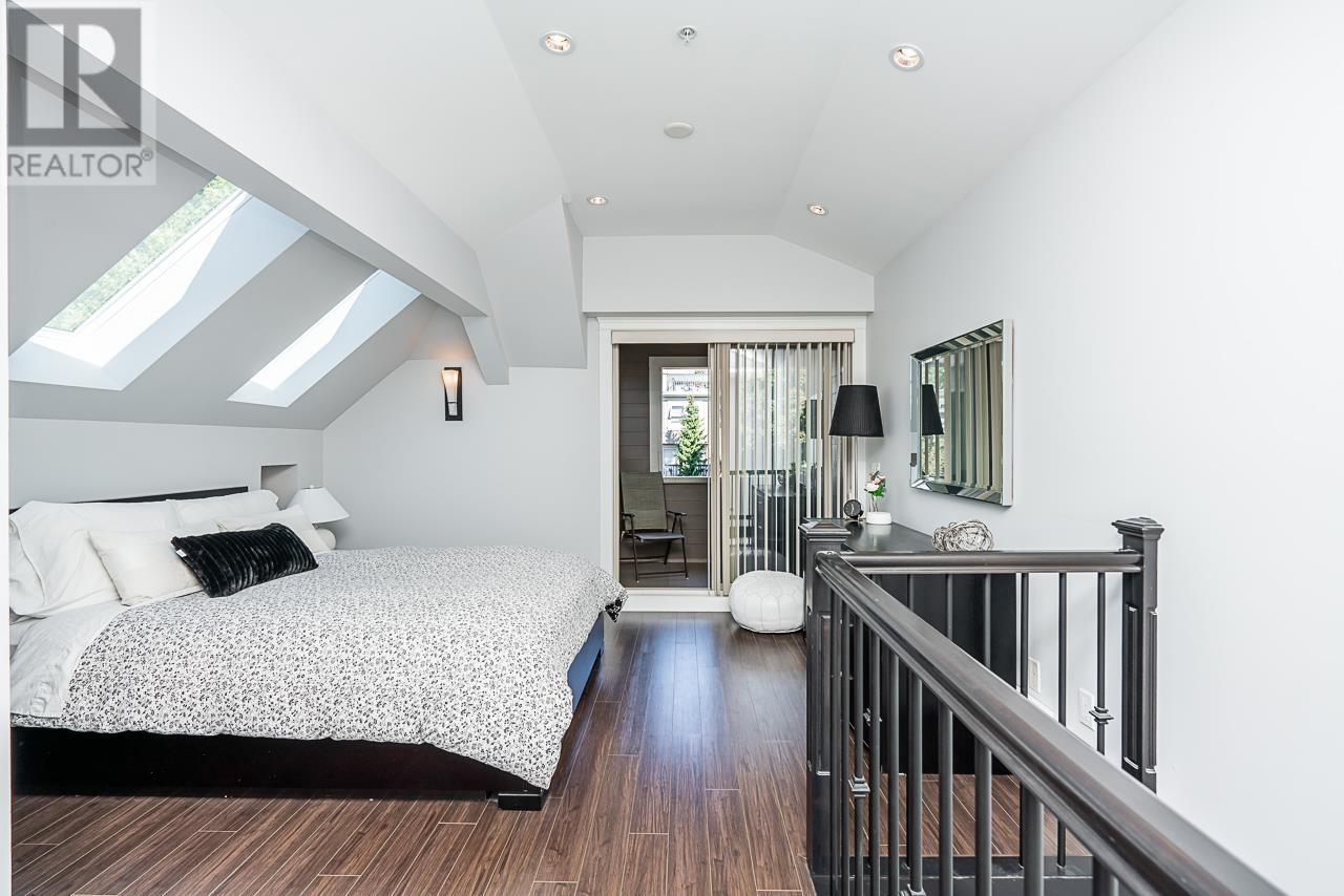 Listing Picture 12 of 29 : 1 3828 PENDER STREET, Burnaby / 本拿比 - 魯藝地產 Yvonne Lu Group - MLS Medallion Club Member