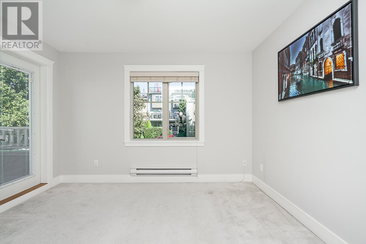 Listing Picture 20 of 29 : 1 3828 PENDER STREET, Burnaby / 本拿比 - 魯藝地產 Yvonne Lu Group - MLS Medallion Club Member