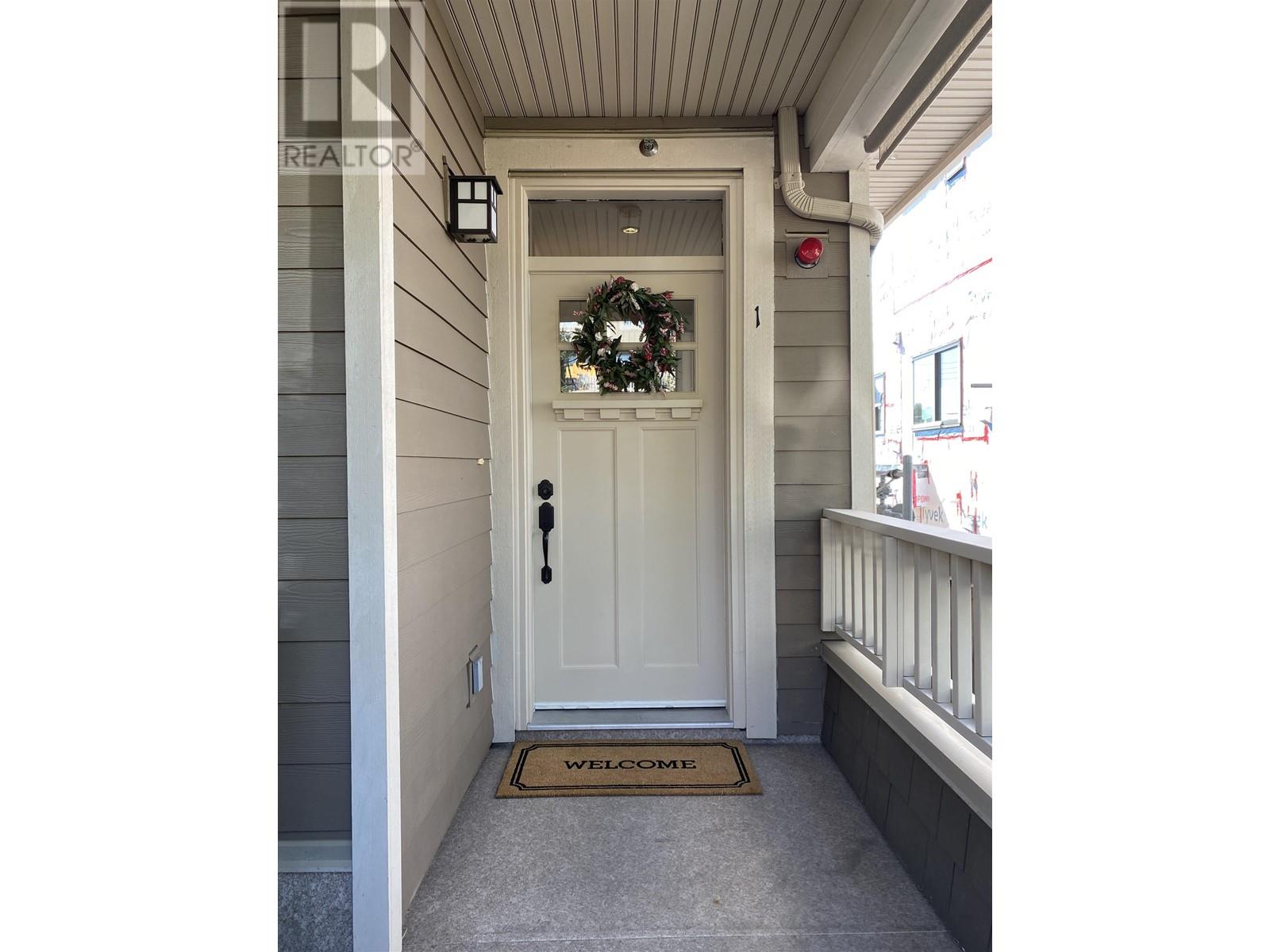 Listing Picture 29 of 29 : 1 3828 PENDER STREET, Burnaby / 本拿比 - 魯藝地產 Yvonne Lu Group - MLS Medallion Club Member