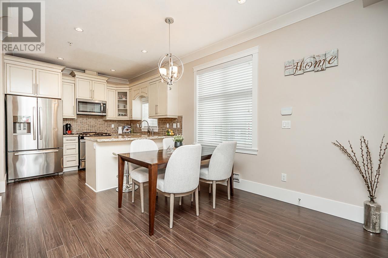 Listing Picture 4 of 29 : 1 3828 PENDER STREET, Burnaby / 本拿比 - 魯藝地產 Yvonne Lu Group - MLS Medallion Club Member