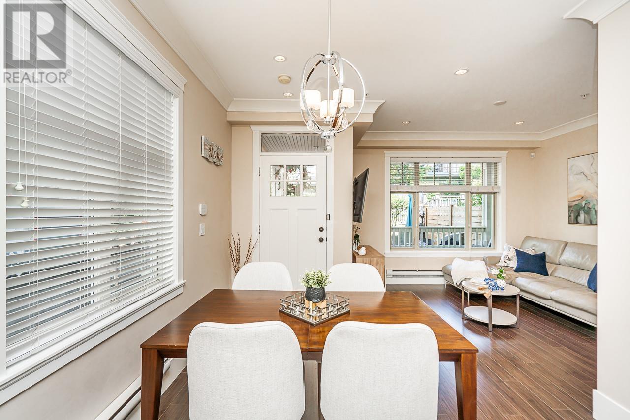 Listing Picture 5 of 29 : 1 3828 PENDER STREET, Burnaby / 本拿比 - 魯藝地產 Yvonne Lu Group - MLS Medallion Club Member
