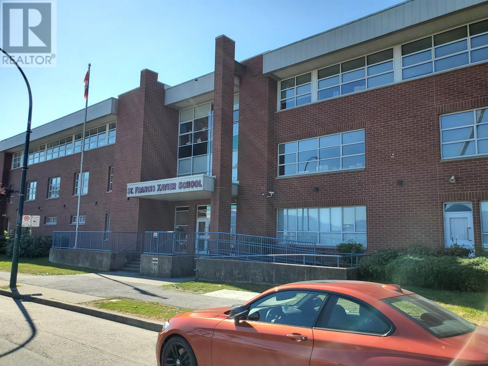 Listing Picture 38 of 40 : 340 588 E 5TH AVENUE, Vancouver / 溫哥華 - 魯藝地產 Yvonne Lu Group - MLS Medallion Club Member