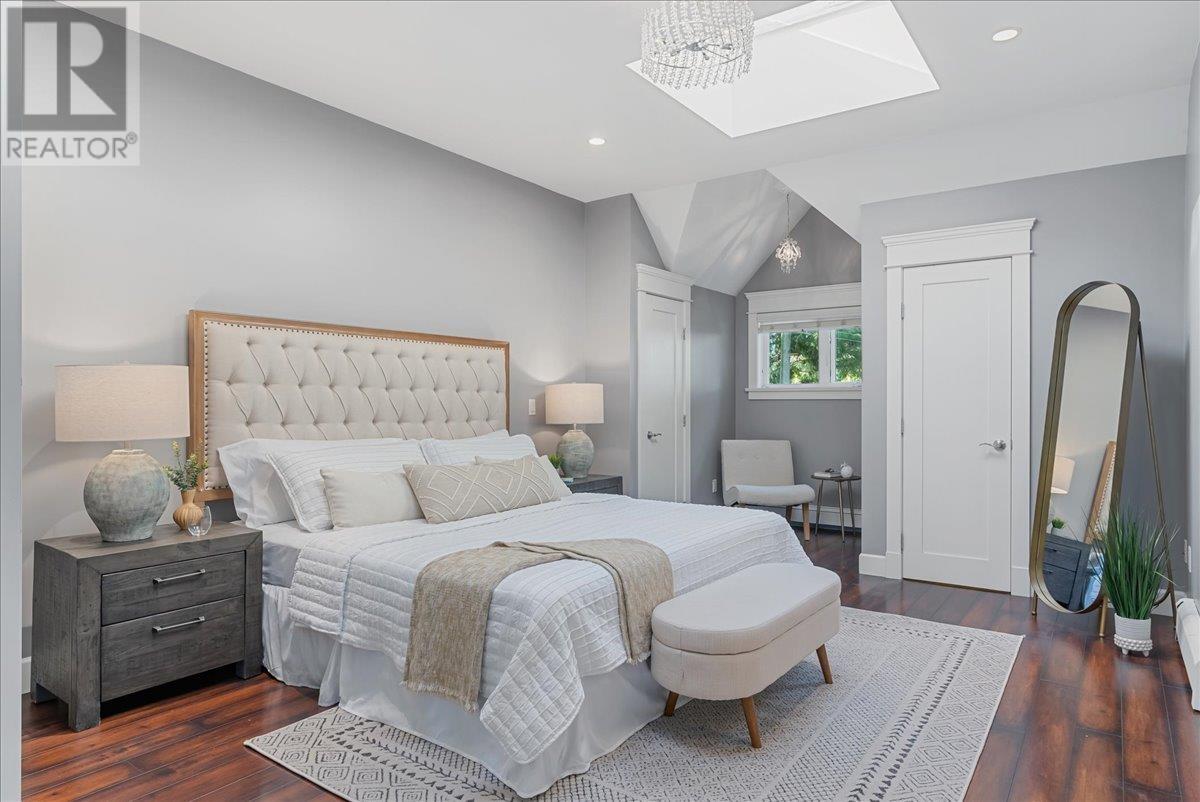 344 E 8th Street, North Vancouver, British Columbia  V7L 1Z3 - Photo 9 - R2958512