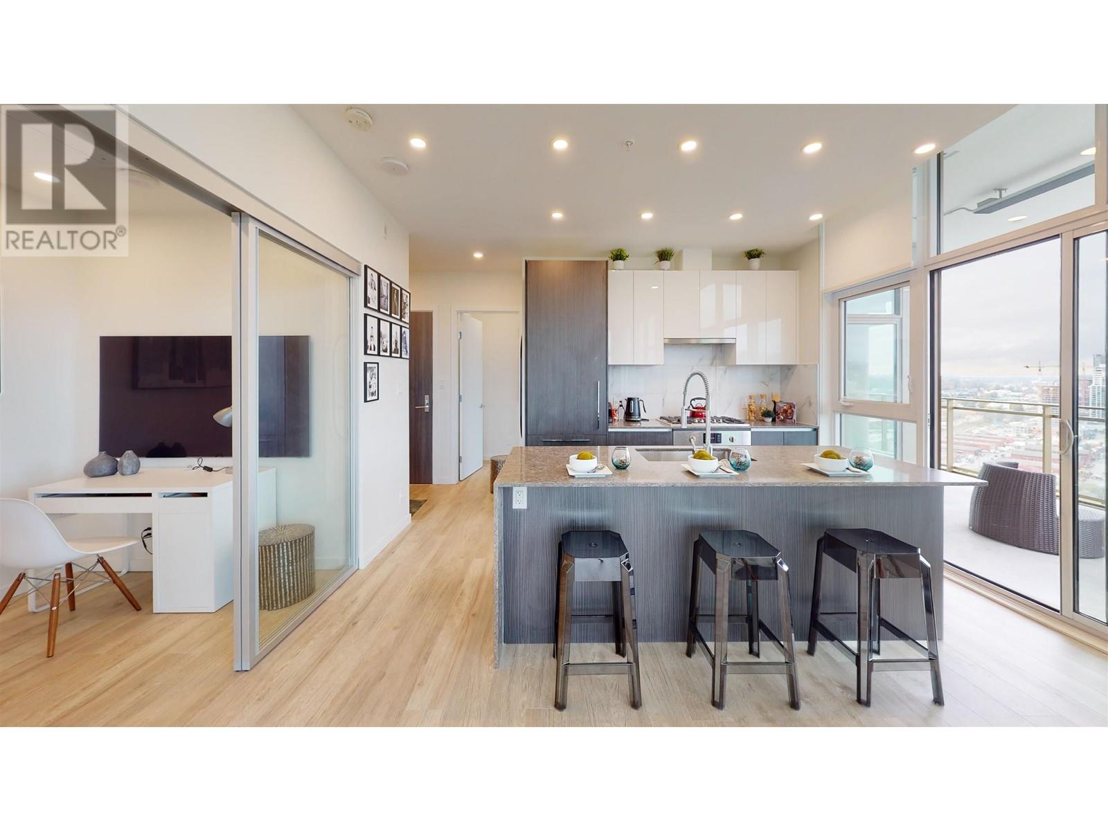 2401 5311 Goring Street, Burnaby, British Columbia  V5B 0B5 - Photo 3 - R2958529