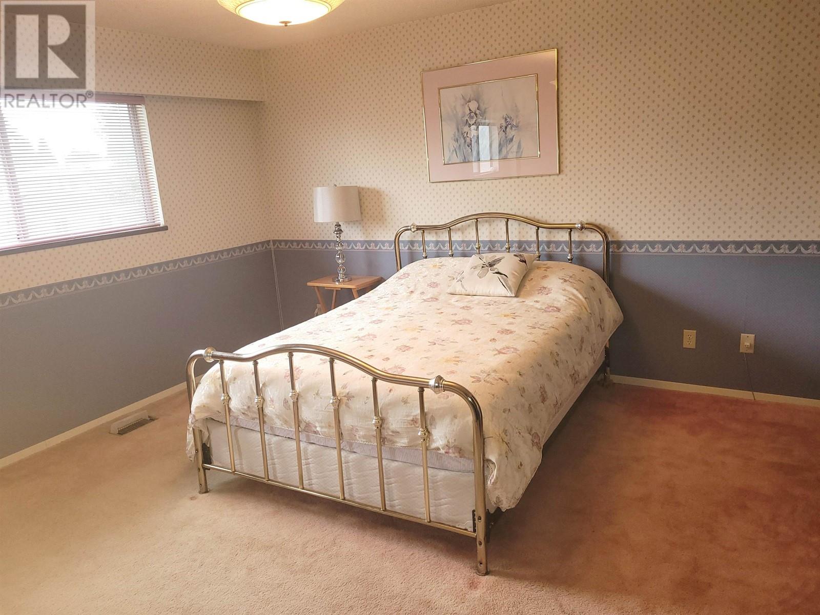 Listing Picture 8 of 13 : 8460 GREENFIELD DRIVE, Richmond / 烈治文 - 魯藝地產 Yvonne Lu Group - MLS Medallion Club Member