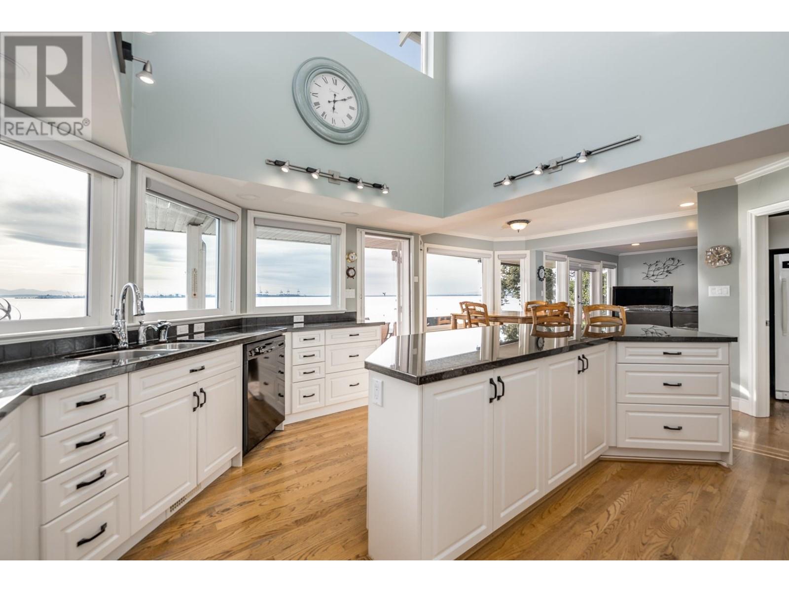 330 Tsawwassen Beach Road, Delta, British Columbia  V4M 4C9 - Photo 9 - R2958472
