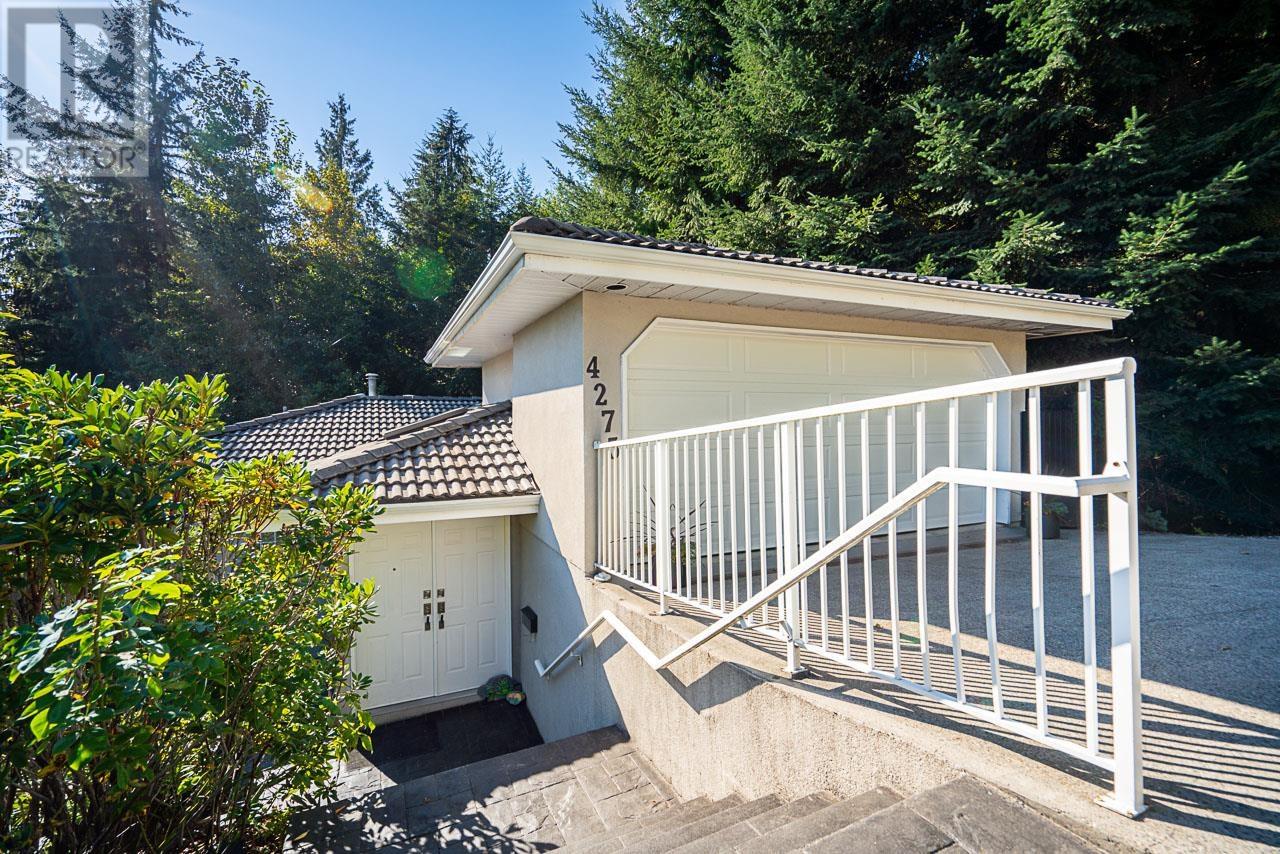 4275 St. Pauls Avenue, North Vancouver, British Columbia  V7N 1T4 - Photo 5 - R2958479