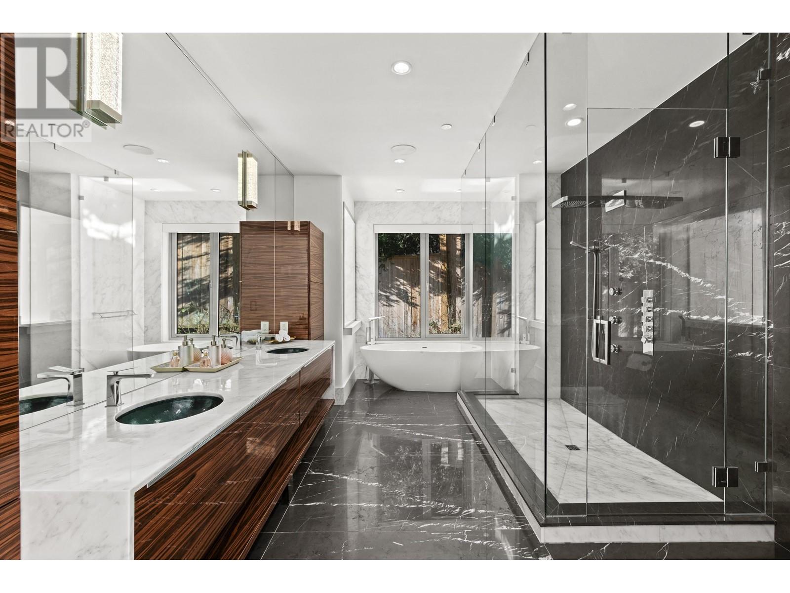 4580 Marine Drive, West Vancouver, British Columbia V7W 2N9 - Photo 22 - R2958523
