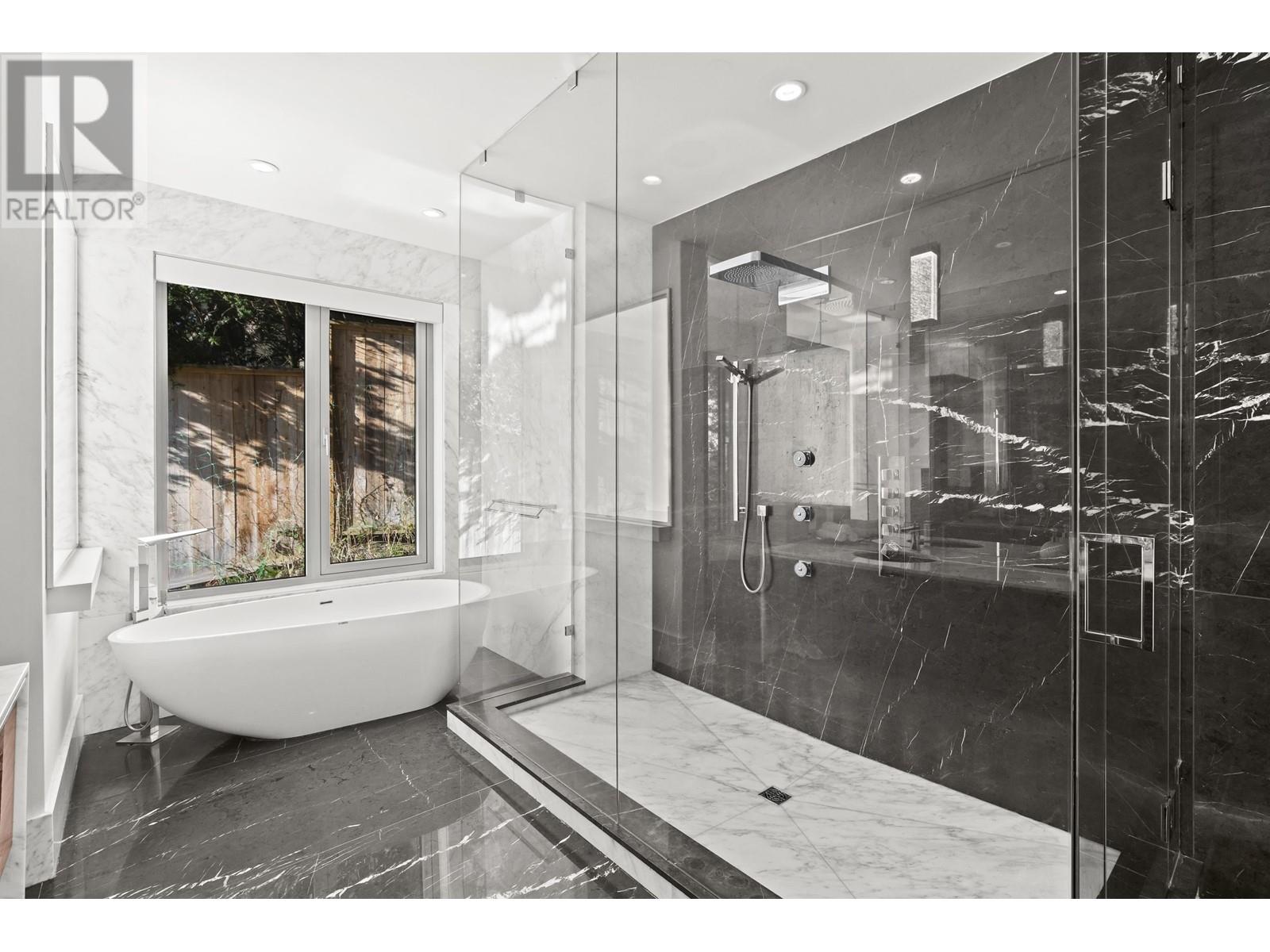 4580 Marine Drive, West Vancouver, British Columbia V7W 2N9 - Photo 23 - R2958523