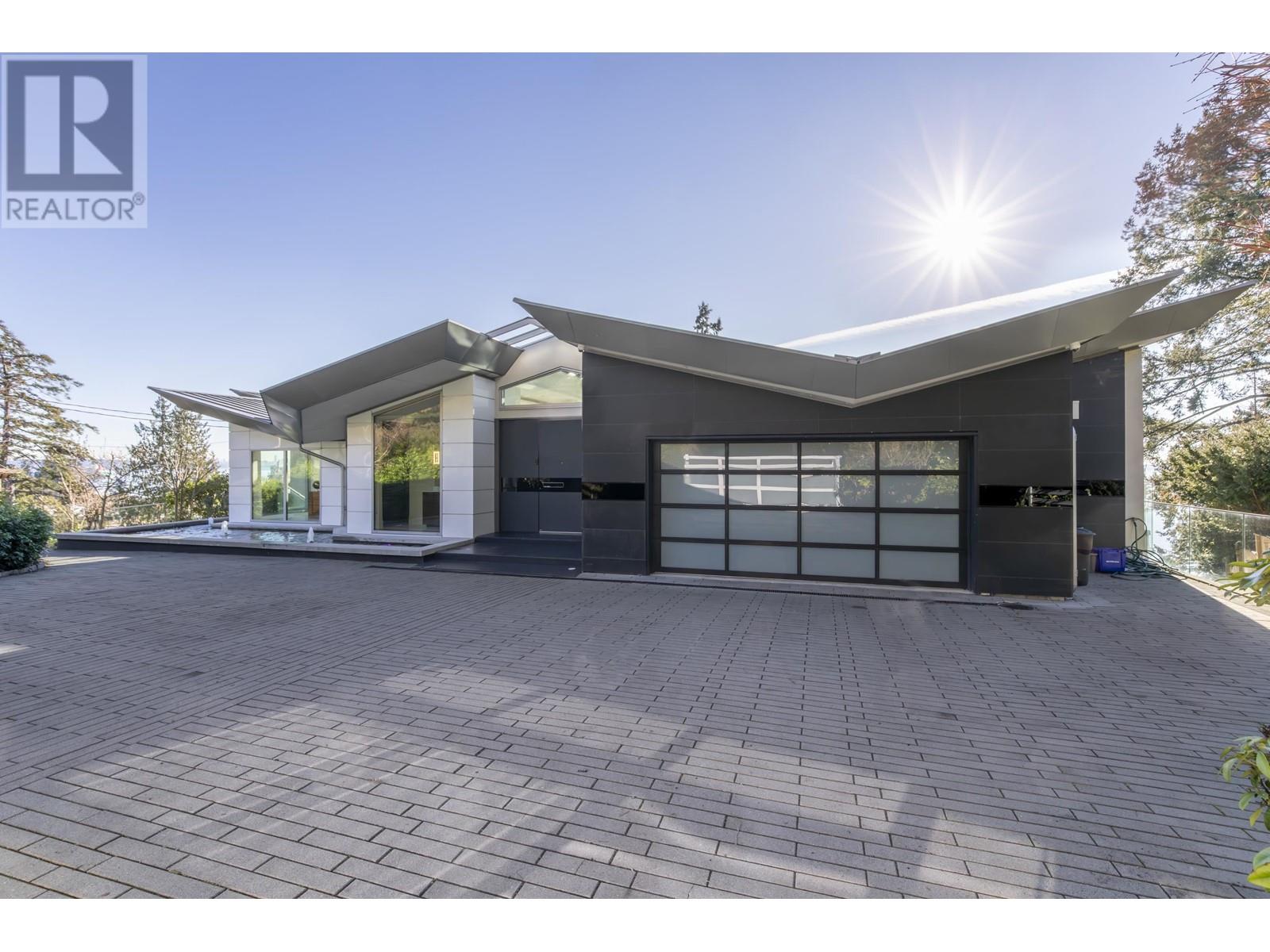 4580 Marine Drive, West Vancouver, British Columbia V7W 2N9 - Photo 5 - R2958523
