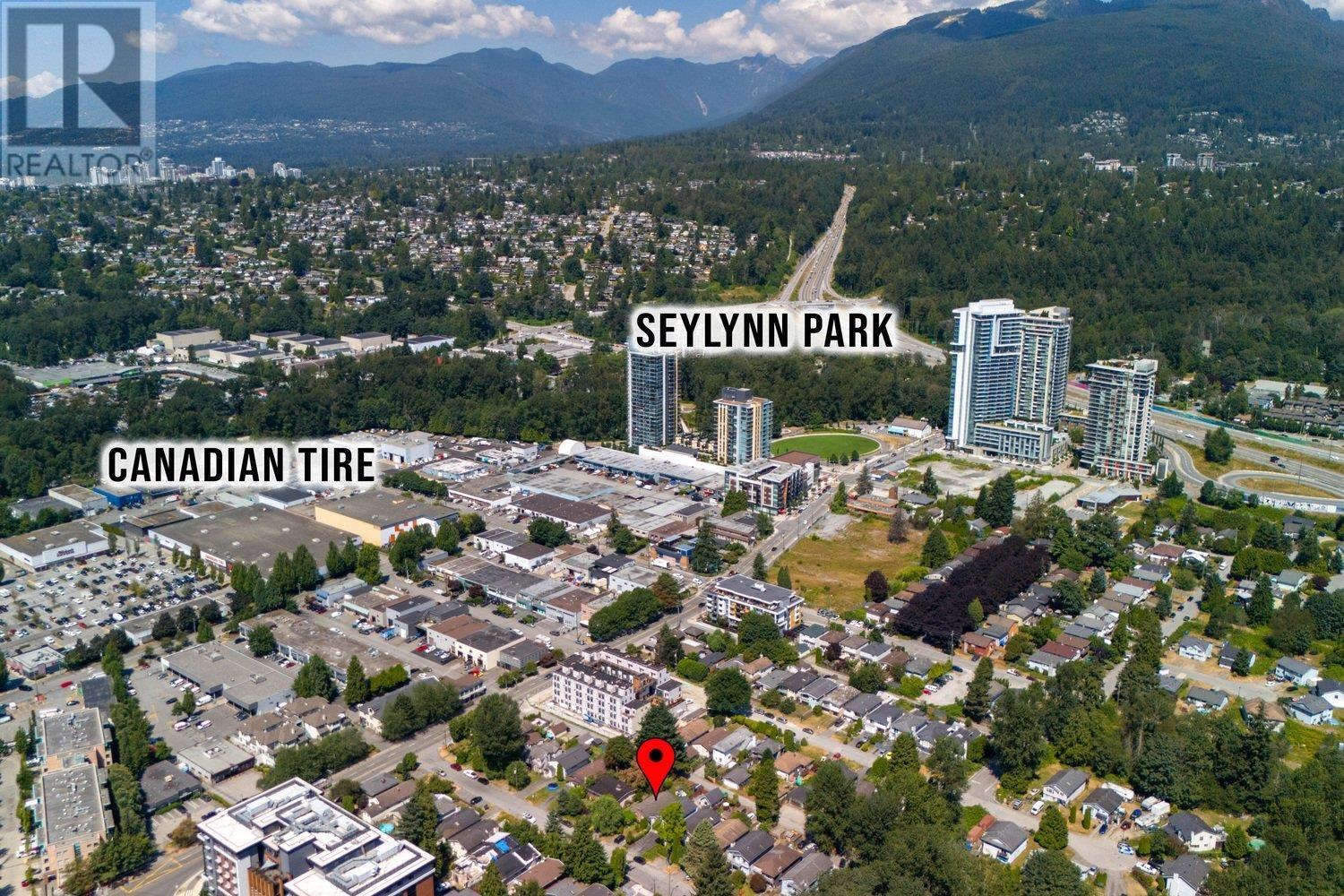1562 Bond Street, North Vancouver, British Columbia  V7J 1E7 - Photo 7 - R2958539