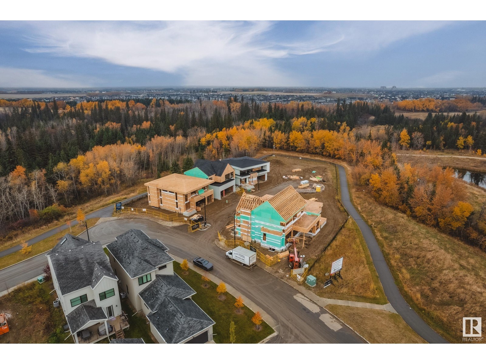 Property at #5 6090 Crawford DR SW image 3