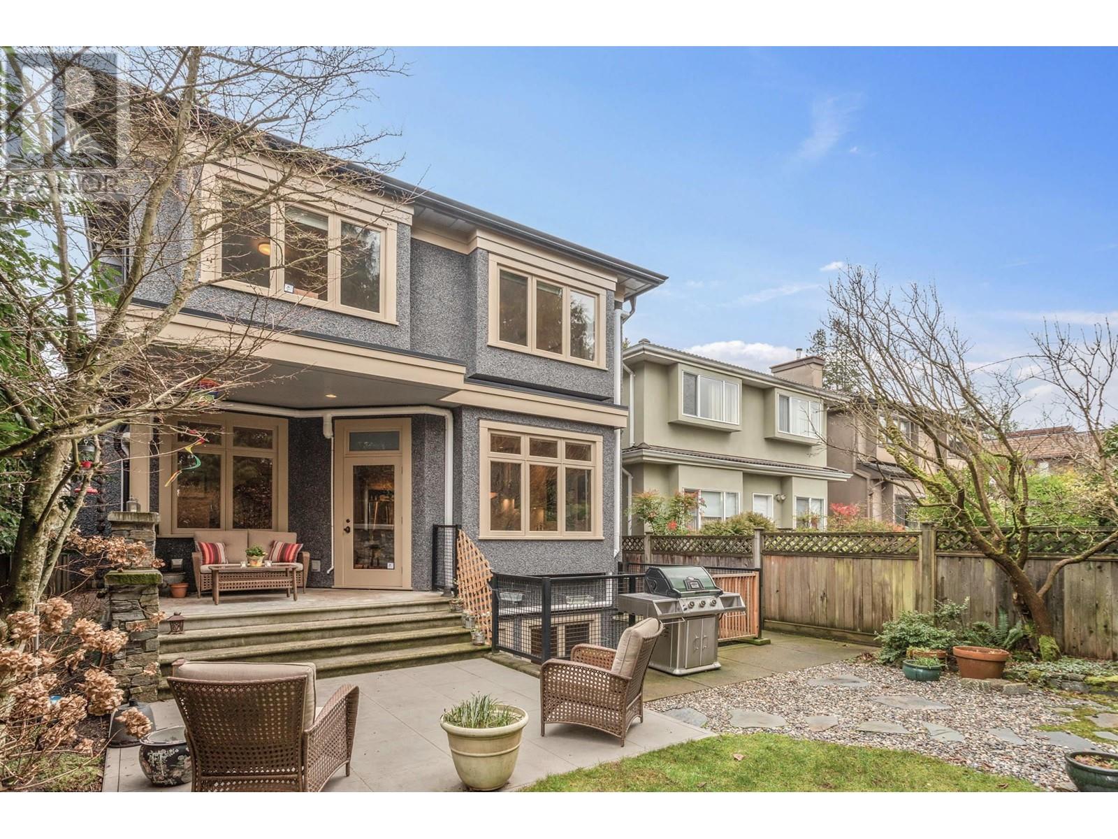 Listing Picture 36 of 40 : 4767 TRAFALGAR STREET, Vancouver / 溫哥華 - 魯藝地產 Yvonne Lu Group - MLS Medallion Club Member