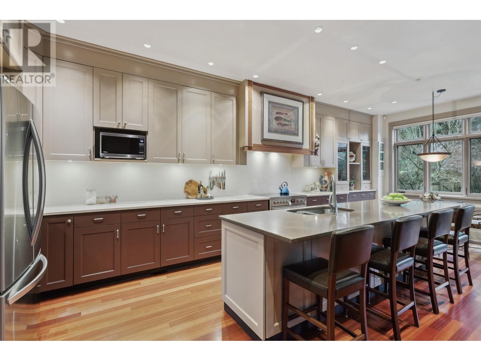 Listing Picture 7 of 40 : 4767 TRAFALGAR STREET, Vancouver / 溫哥華 - 魯藝地產 Yvonne Lu Group - MLS Medallion Club Member