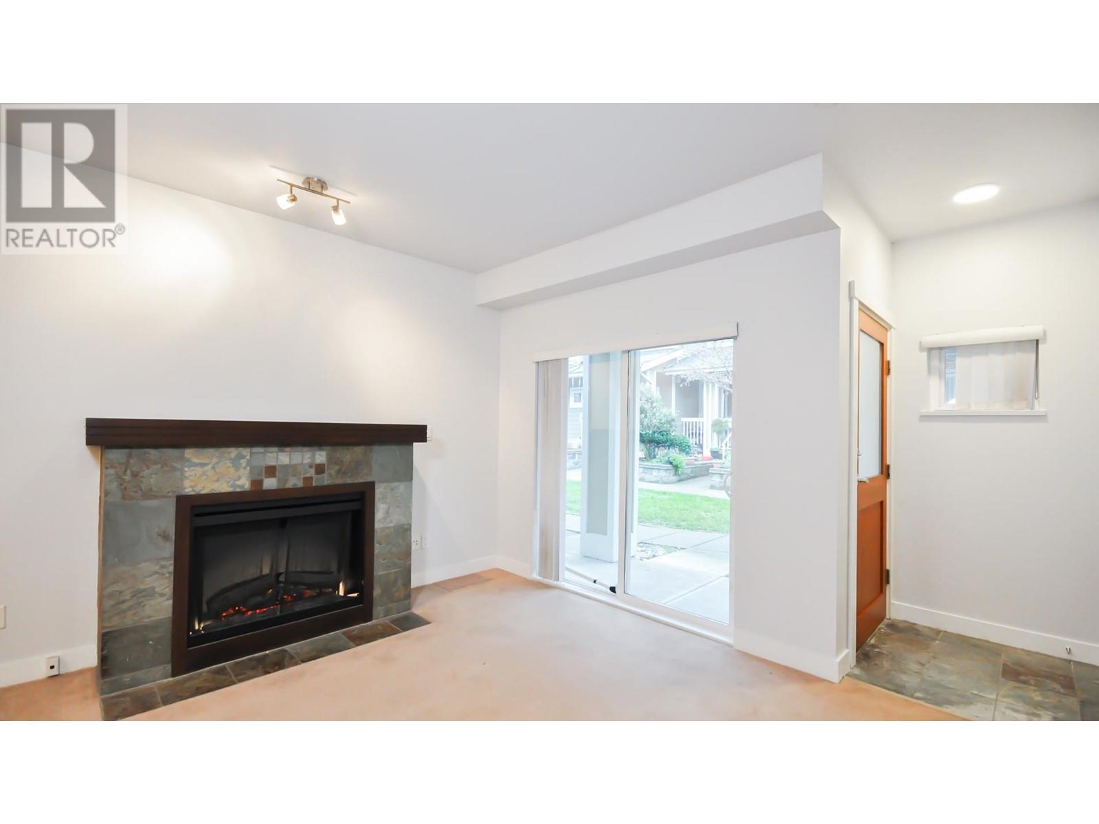 Listing Picture 9 of 17 : 40 7388 MACPHERSON AVENUE, Burnaby / 本拿比 - 魯藝地產 Yvonne Lu Group - MLS Medallion Club Member