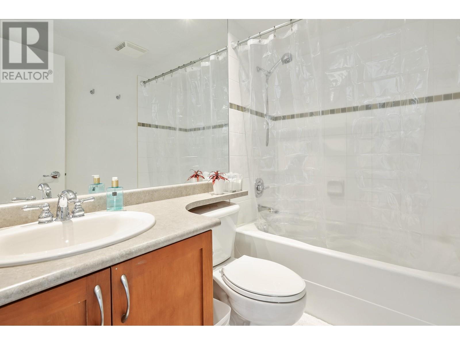 Ph2 1316 W 11 Avenue, Vancouver, British Columbia  V6H 4G8 - Photo 13 - R2956461