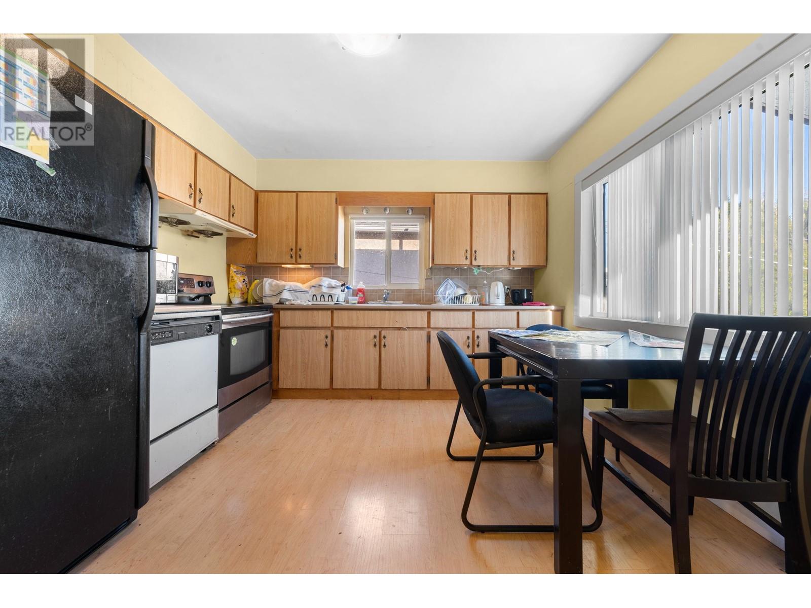 5628 Killarney Street, Vancouver, British Columbia  V5R 3W2 - Photo 8 - R2957547