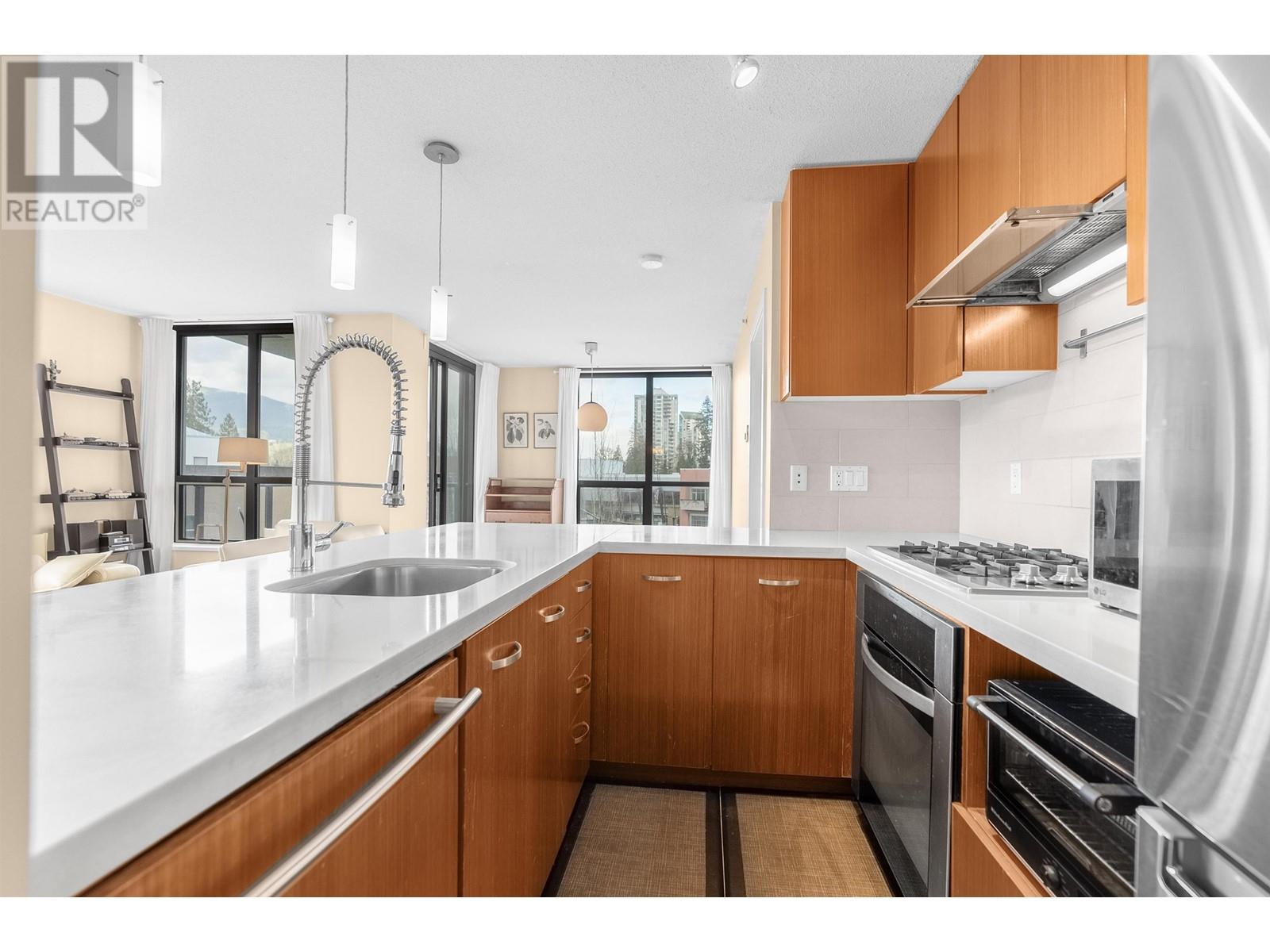 607 2982 Burlington Drive, Coquitlam, British Columbia  V3B 0B3 - Photo 9 - R2956782