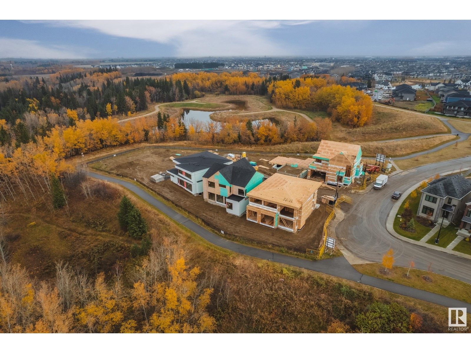 Property at #6 6090 Crawford DR SW image 3