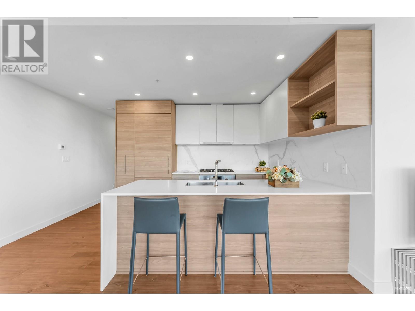 1101 585 Austin Avenue, Coquitlam, British Columbia  V3K 0G6 - Photo 12 - R2957563