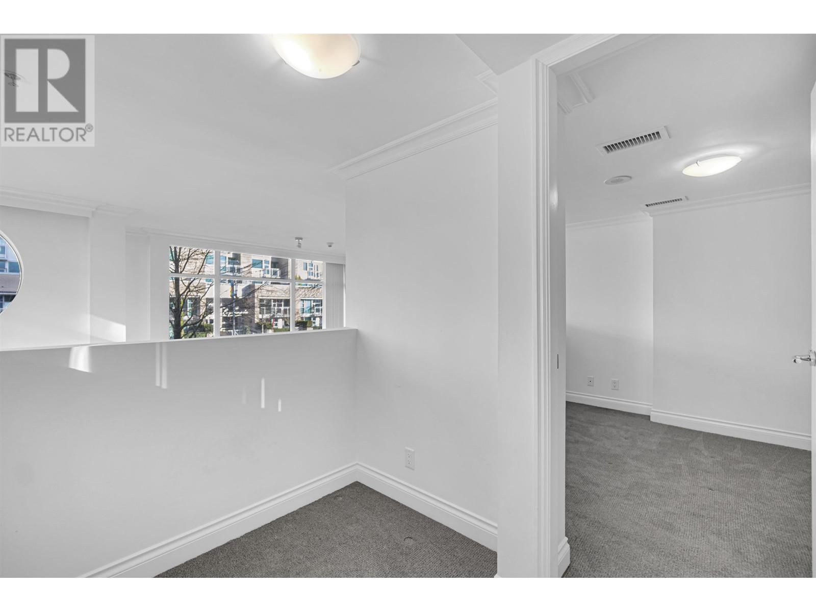 169 Esplanade E Avenue, North Vancouver, British Columbia  V7L 1A1 - Photo 30 - R2955382