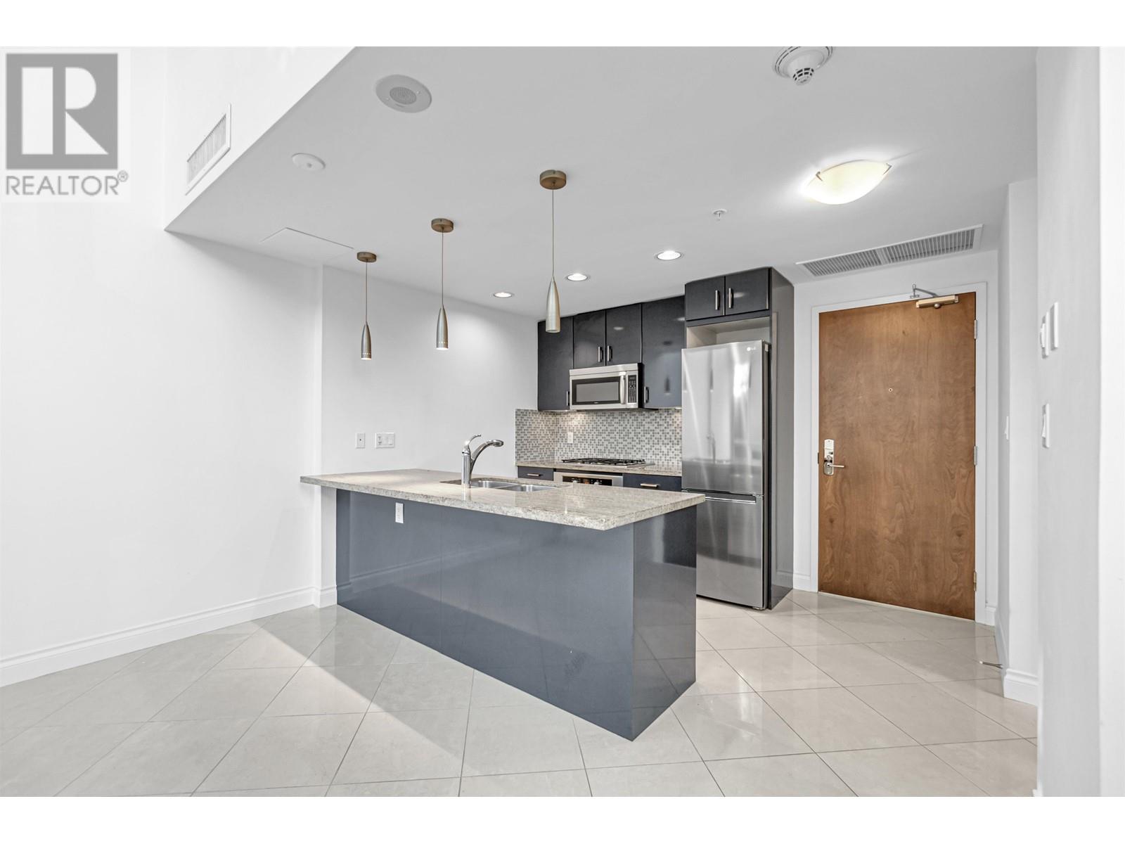 169 Esplanade E Avenue, North Vancouver, British Columbia  V7L 1A1 - Photo 7 - R2955382