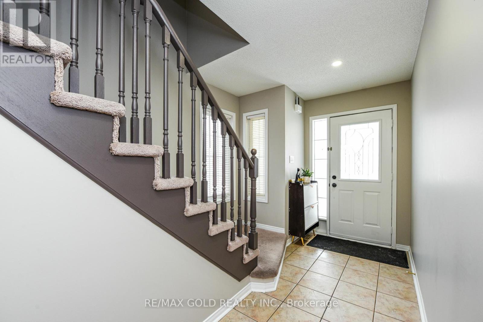 Property at 80 TILLER TRAIL image 2