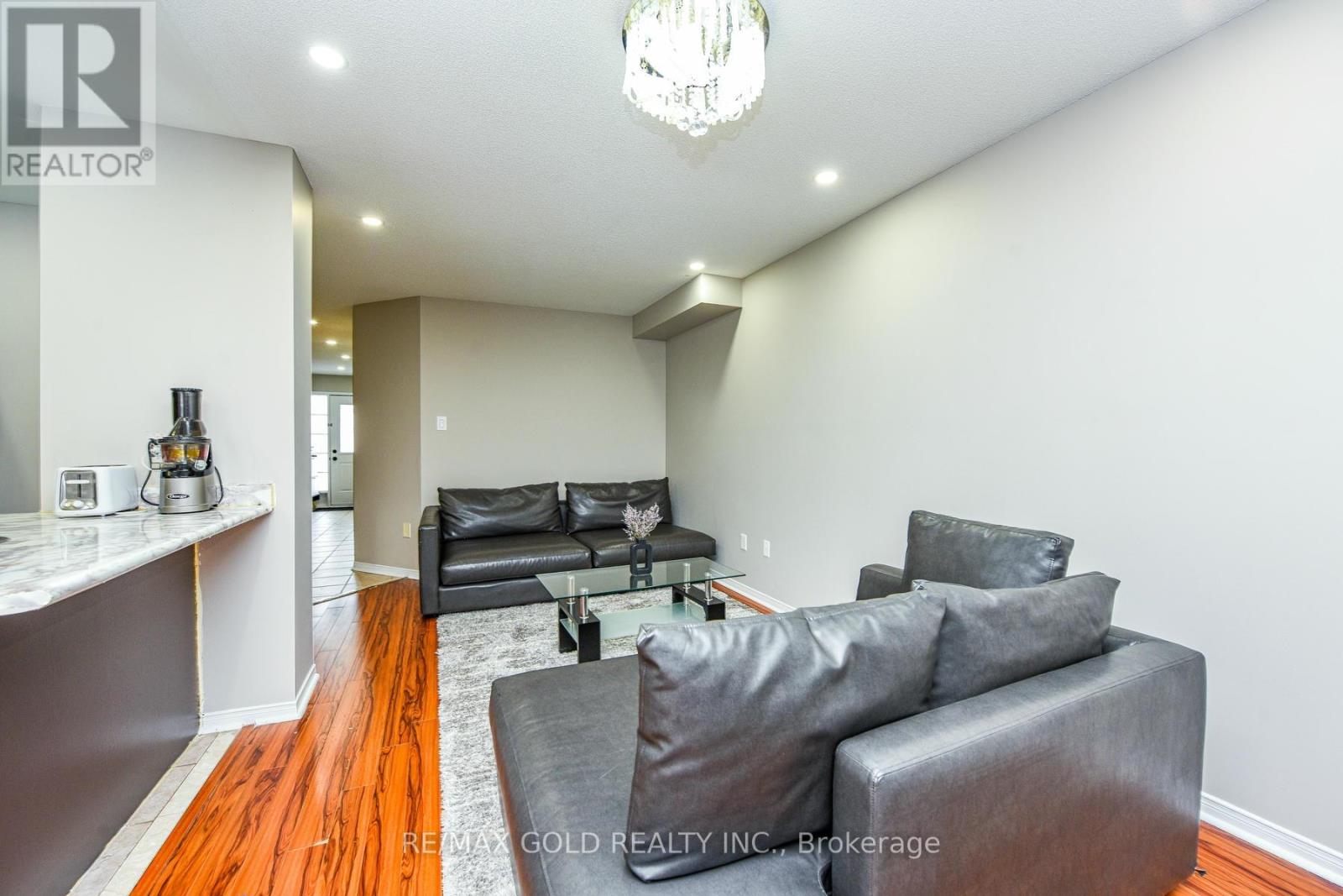 Property at 80 TILLER TRAIL image 5