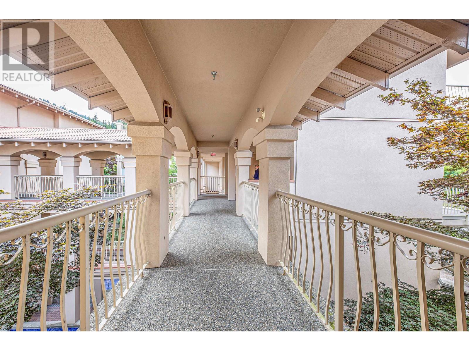 305 3176 Plateau Boulevard, Coquitlam, British Columbia  V3E 3J2 - Photo 7 - R2958444