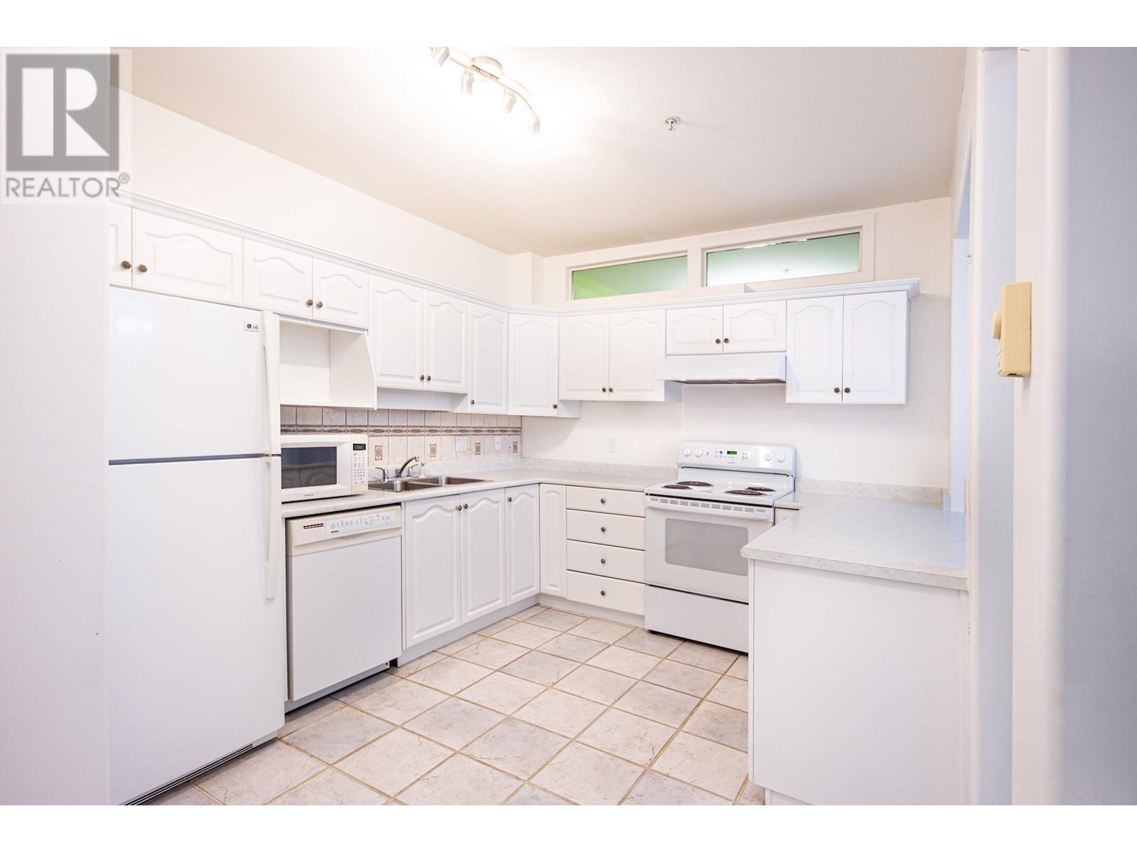 305 3176 Plateau Boulevard, Coquitlam, British Columbia  V3E 3J2 - Photo 16 - R2958444