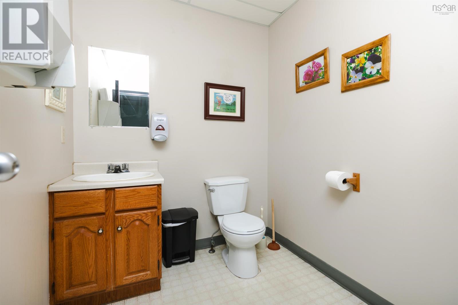 380 Bluewater Road, Bedford, Nova Scotia  B4B 1J3 - Photo 21 - 202501343