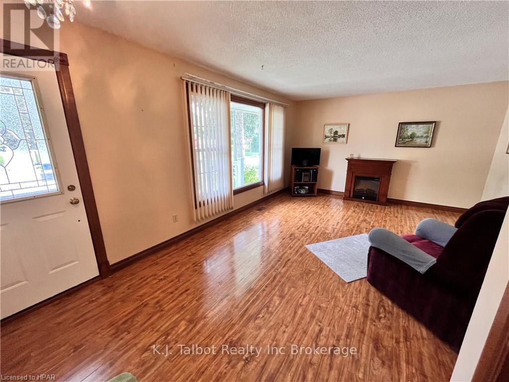 154 Blake Street E, Goderich, Ontario  N7A 1E3 - Photo 12 - X10780198