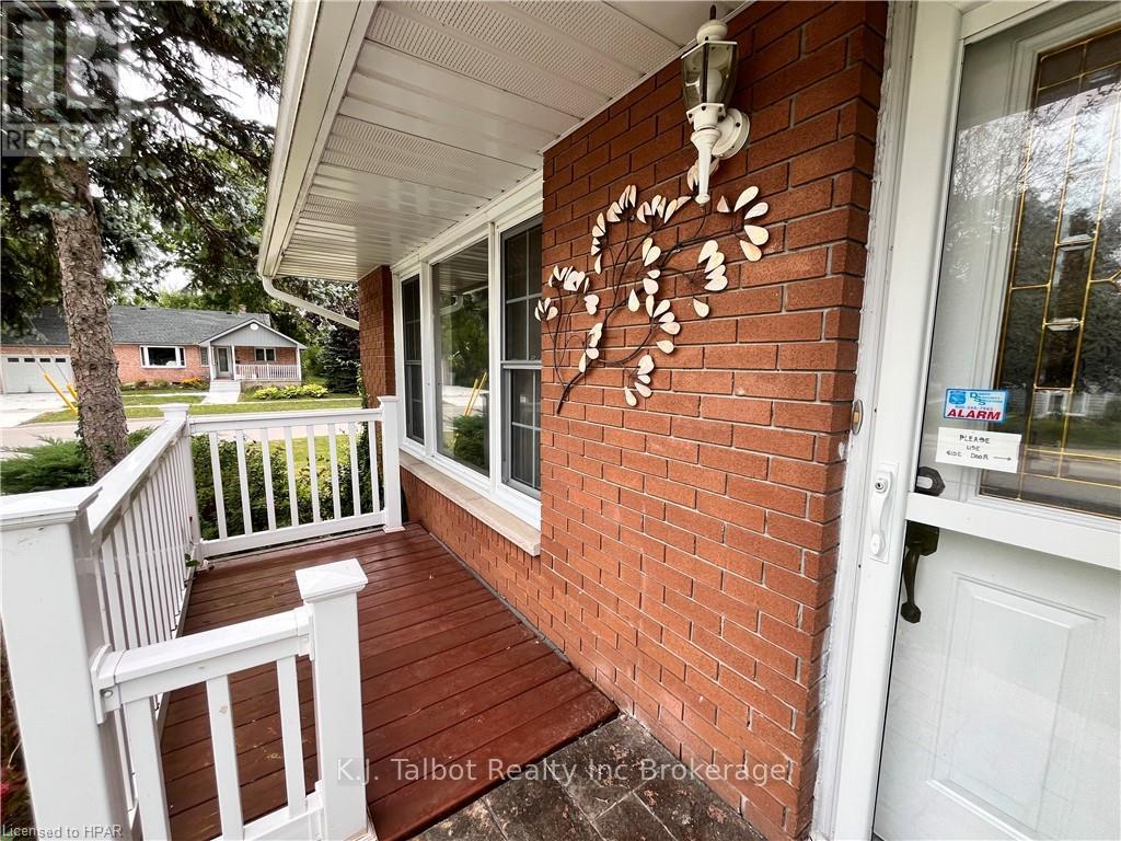 154 Blake Street E, Goderich, Ontario  N7A 1E3 - Photo 5 - X10780198