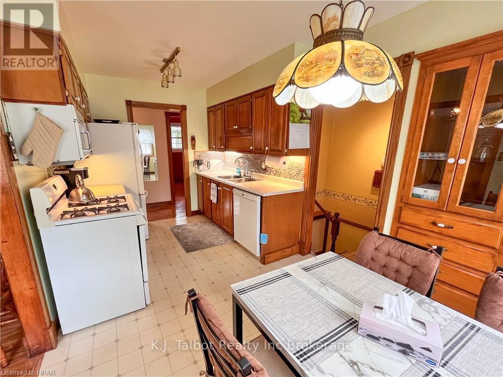 154 Blake Street E, Goderich, Ontario  N7A 1E3 - Photo 8 - X10780198