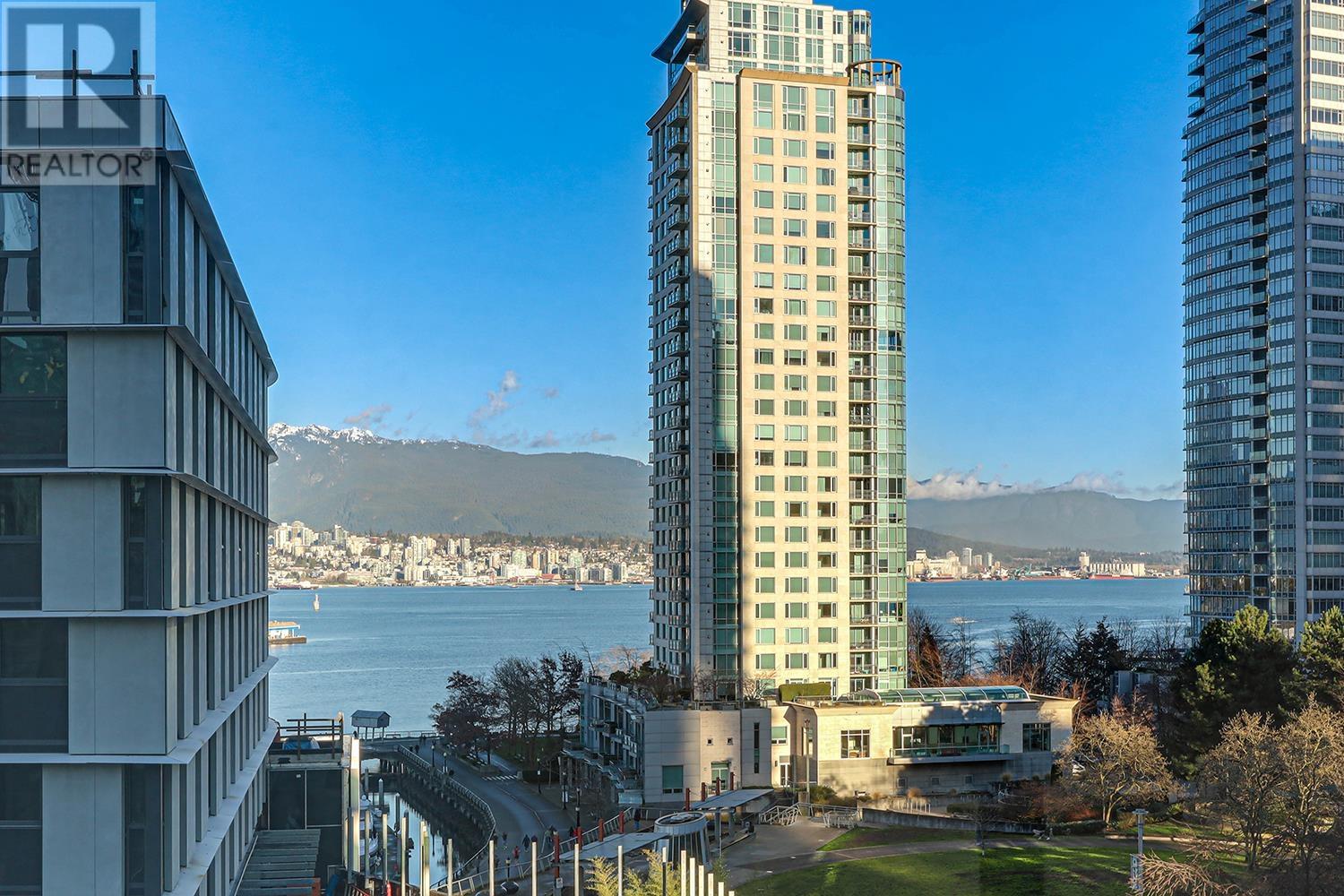 Listing Picture 28 of 29 : 702 588 BROUGHTON STREET, Vancouver / 溫哥華 - 魯藝地產 Yvonne Lu Group - MLS Medallion Club Member