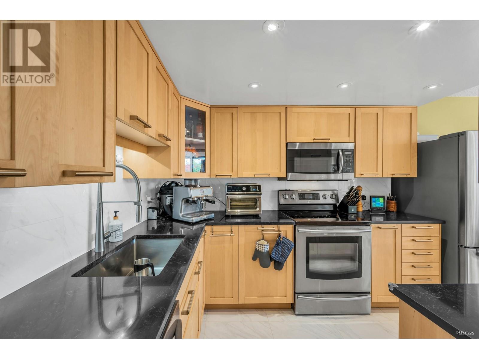 306 1065 Quayside Drive, New Westminster, British Columbia  V3M 1C5 - Photo 16 - R2958532