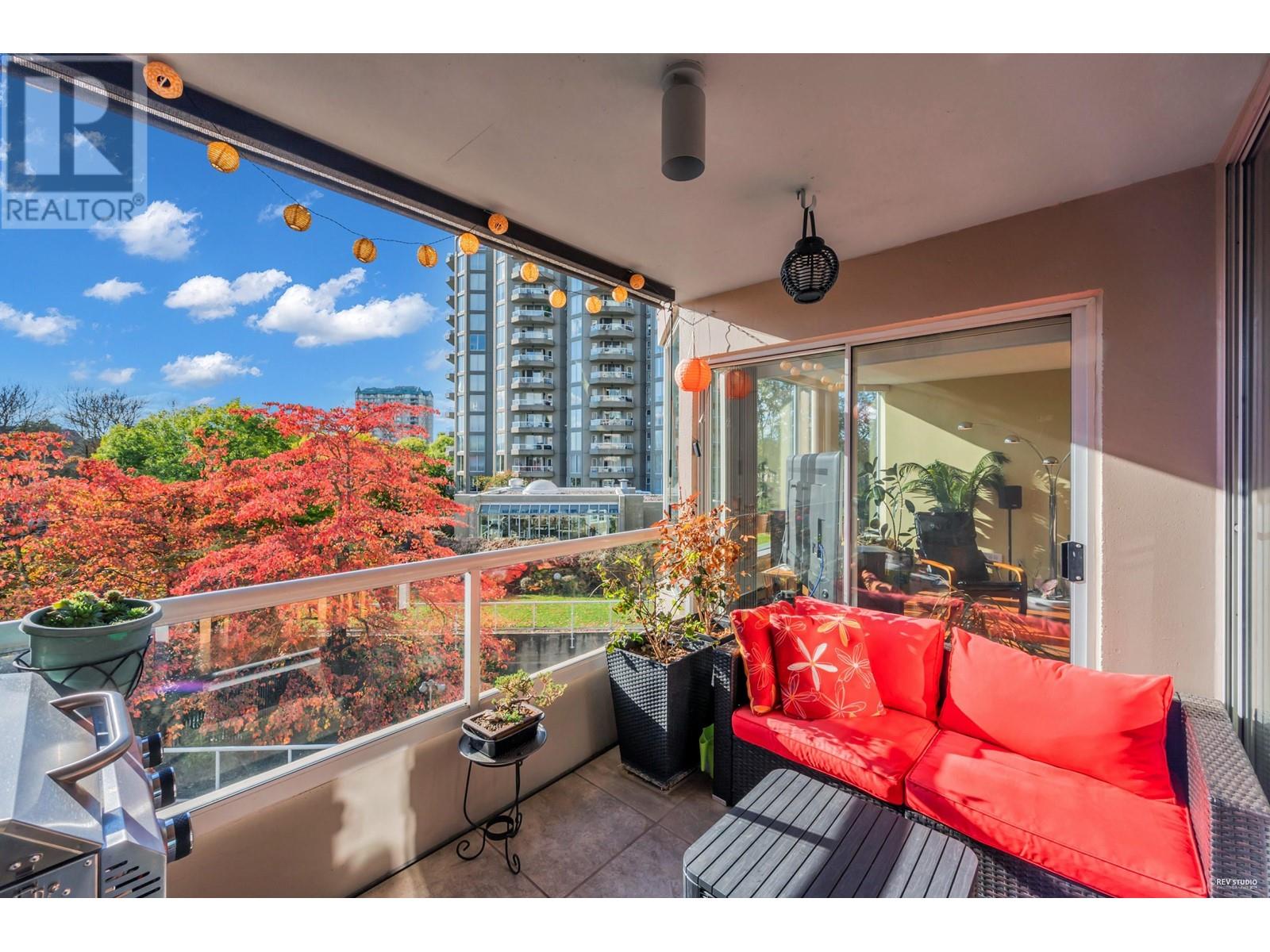 306 1065 Quayside Drive, New Westminster, British Columbia  V3M 1C5 - Photo 5 - R2958532