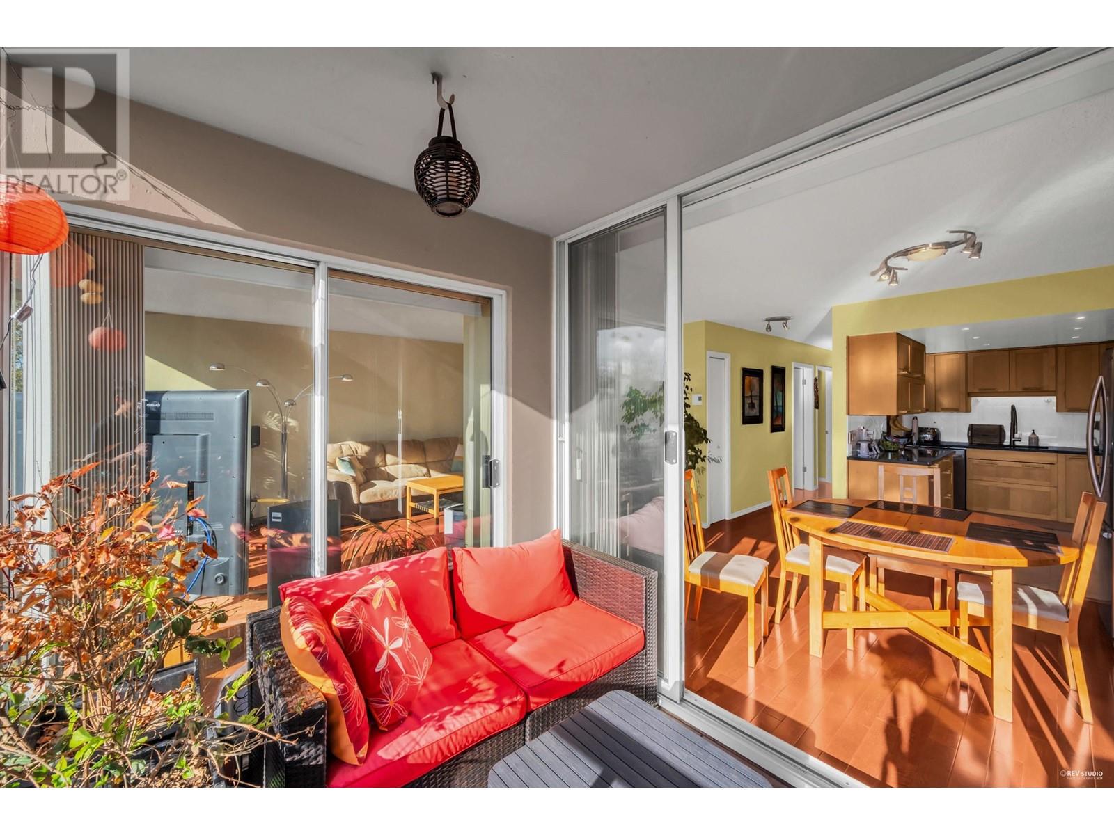 306 1065 Quayside Drive, New Westminster, British Columbia  V3M 1C5 - Photo 6 - R2958532