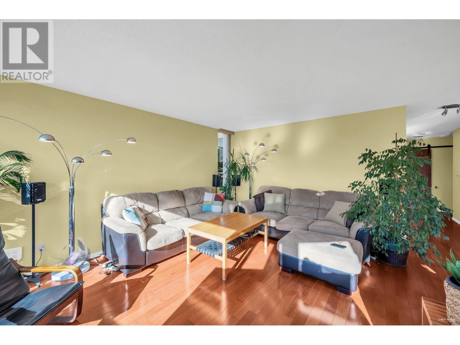 306 1065 Quayside Drive, New Westminster, British Columbia  V3M 1C5 - Photo 9 - R2958532