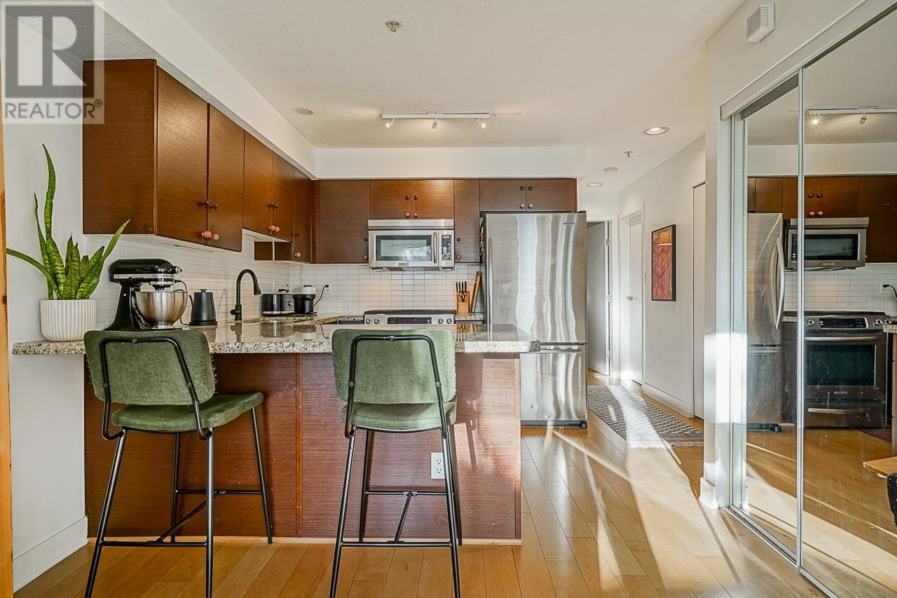 Listing Picture 11 of 34 : 1891 STAINSBURY AVENUE, Vancouver / 溫哥華 - 魯藝地產 Yvonne Lu Group - MLS Medallion Club Member