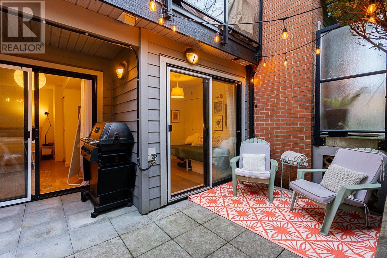 Listing Picture 26 of 34 : 1891 STAINSBURY AVENUE, Vancouver / 溫哥華 - 魯藝地產 Yvonne Lu Group - MLS Medallion Club Member