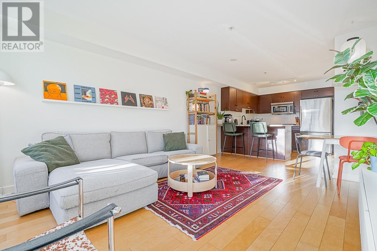 Listing Picture 7 of 34 : 1891 STAINSBURY AVENUE, Vancouver / 溫哥華 - 魯藝地產 Yvonne Lu Group - MLS Medallion Club Member