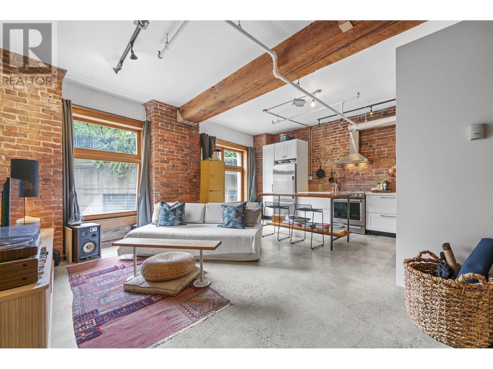 204 518 Beatty Street, Vancouver, British Columbia  V6B 6G8 - Photo 2 - R2958542