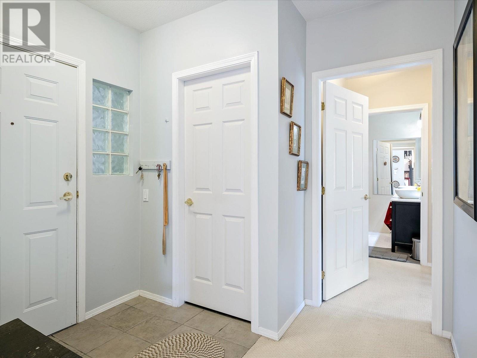 203 1203 Pemberton Avenue, Squamish, British Columbia  V8B 0J7 - Photo 11 - R2958545
