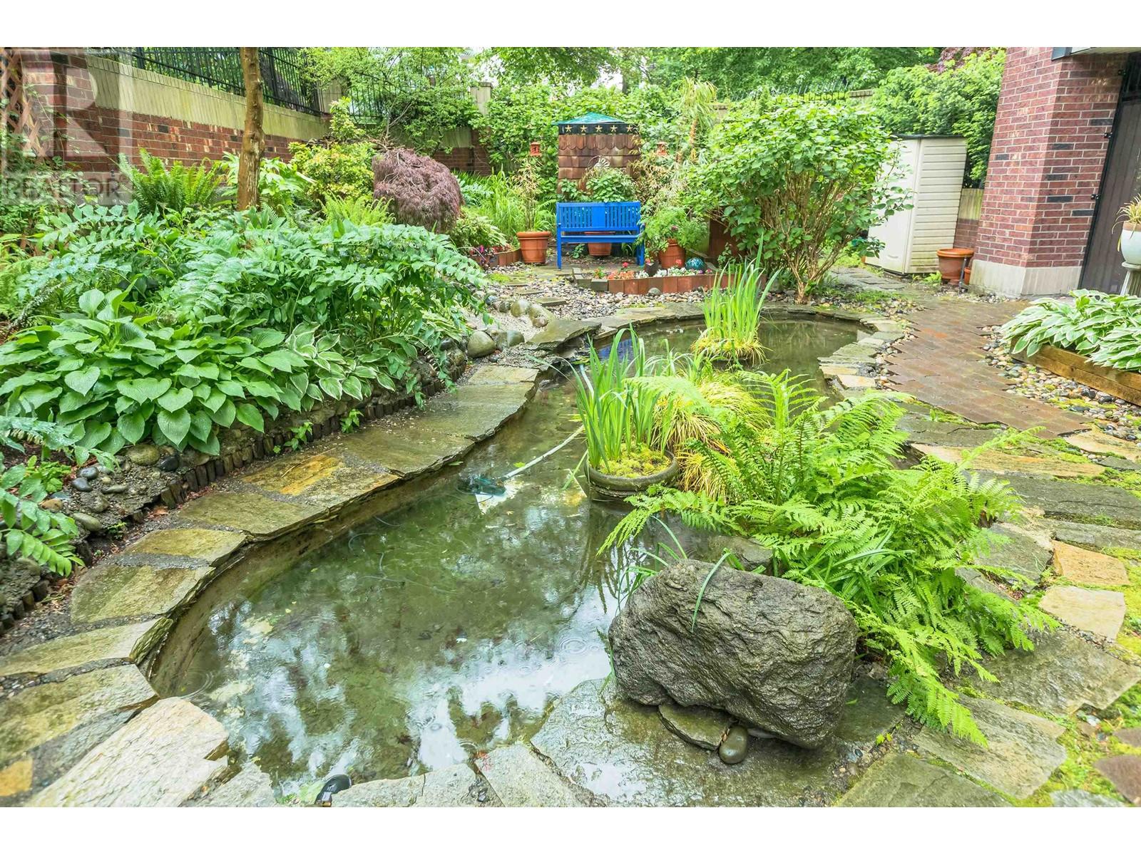 Listing Picture 18 of 33 : 1702 1010 BURNABY STREET, Vancouver / 溫哥華 - 魯藝地產 Yvonne Lu Group - MLS Medallion Club Member