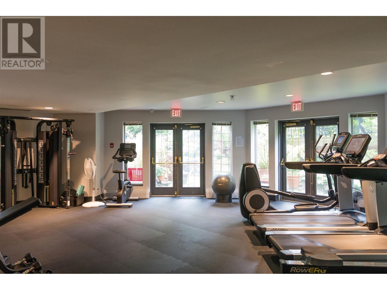 Listing Picture 24 of 33 : 1702 1010 BURNABY STREET, Vancouver / 溫哥華 - 魯藝地產 Yvonne Lu Group - MLS Medallion Club Member